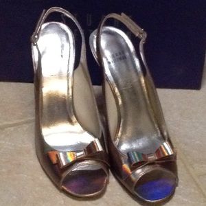 Stuart Weitzman Beaucoup IrIdescent Gold Pumps